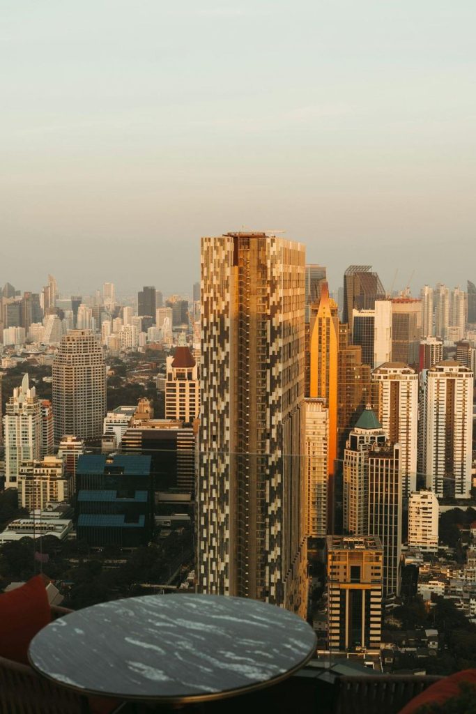 Chao Phraya & central living